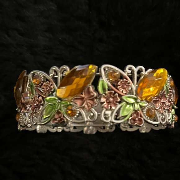 Lovely Colorful Butterfly Open Bracelet - Picture 4 of 16